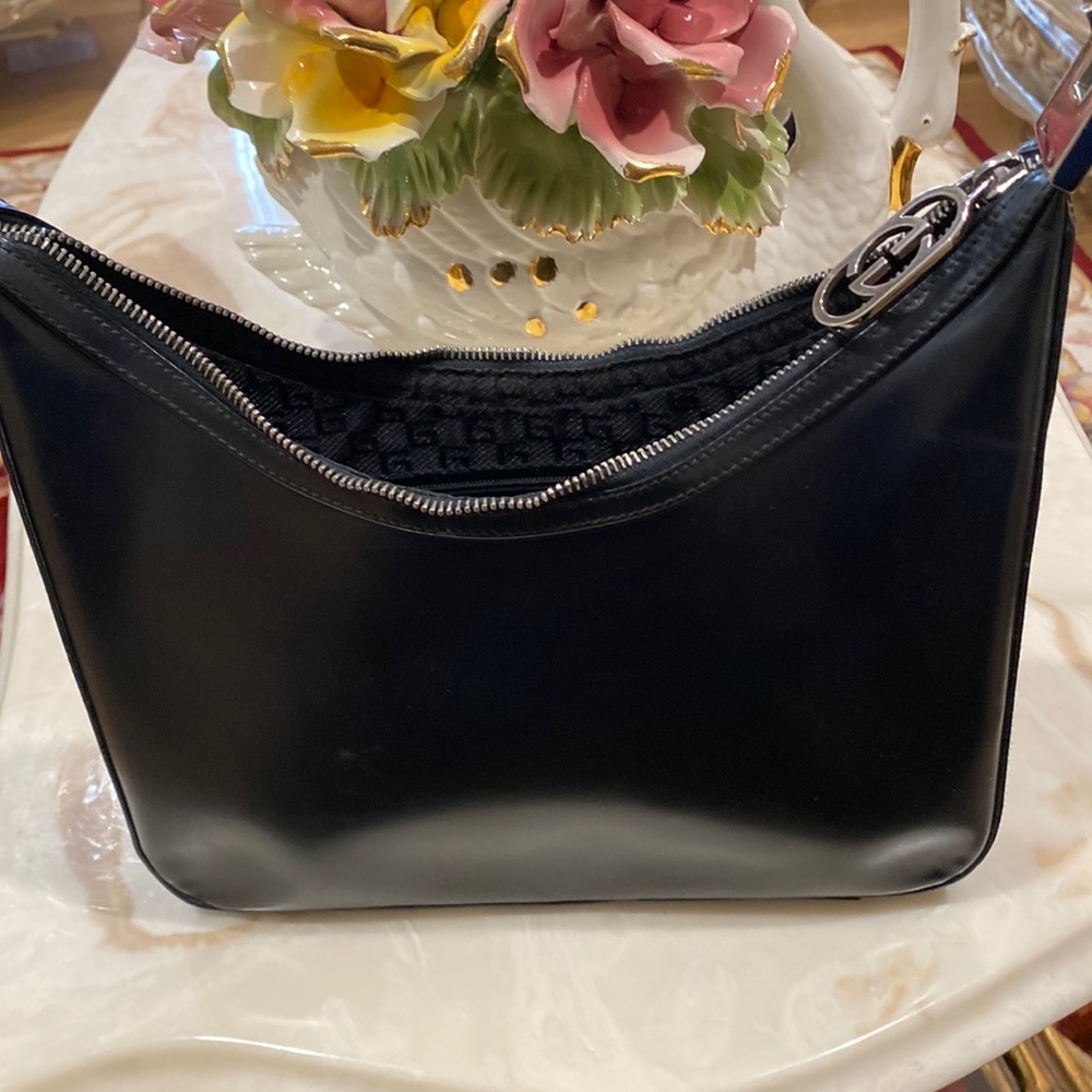 Authentic Gucci Shoulder bag